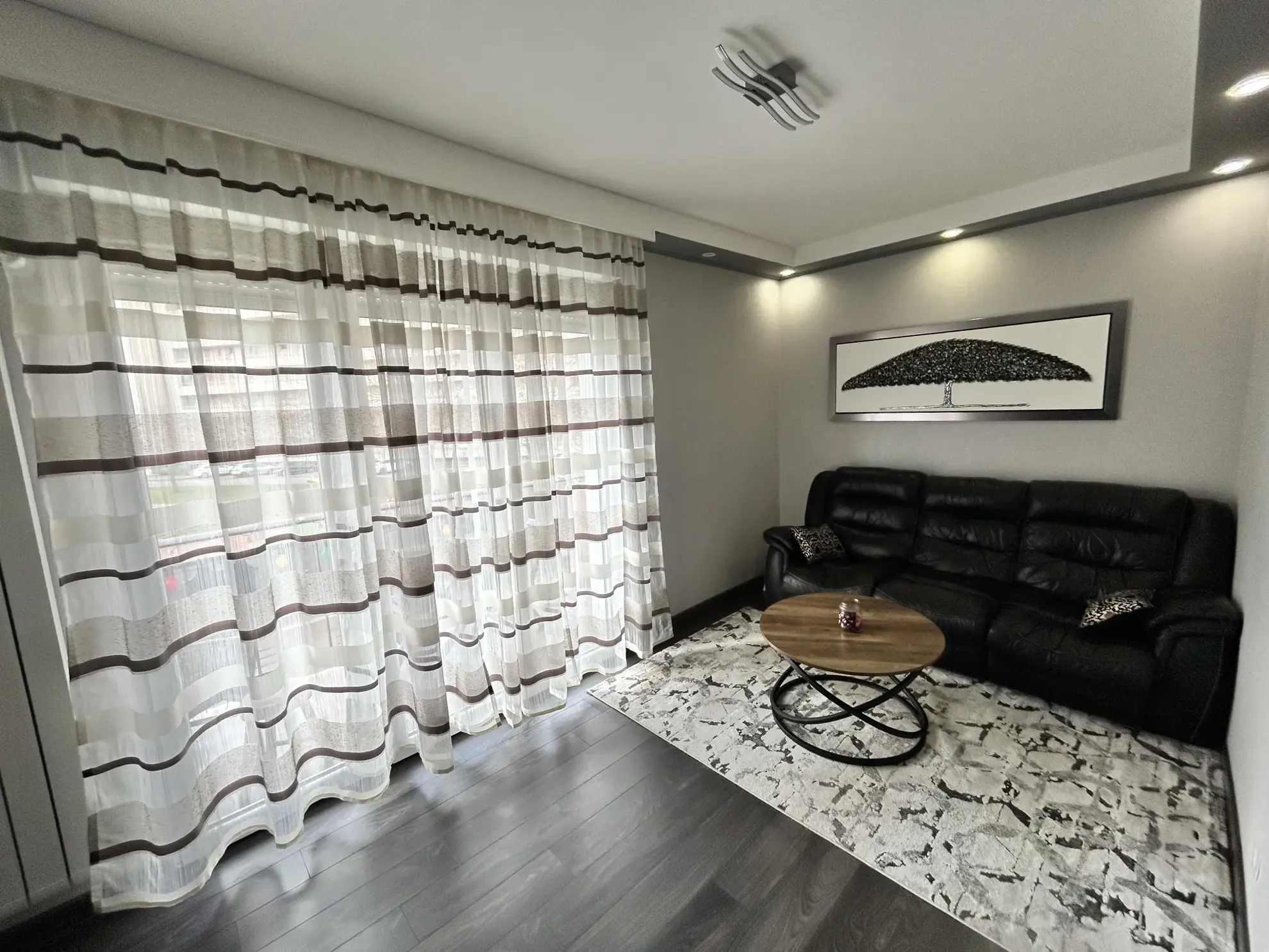 Appartement T4 rénové avec balcon et cave à Montigny-lès-Metz 