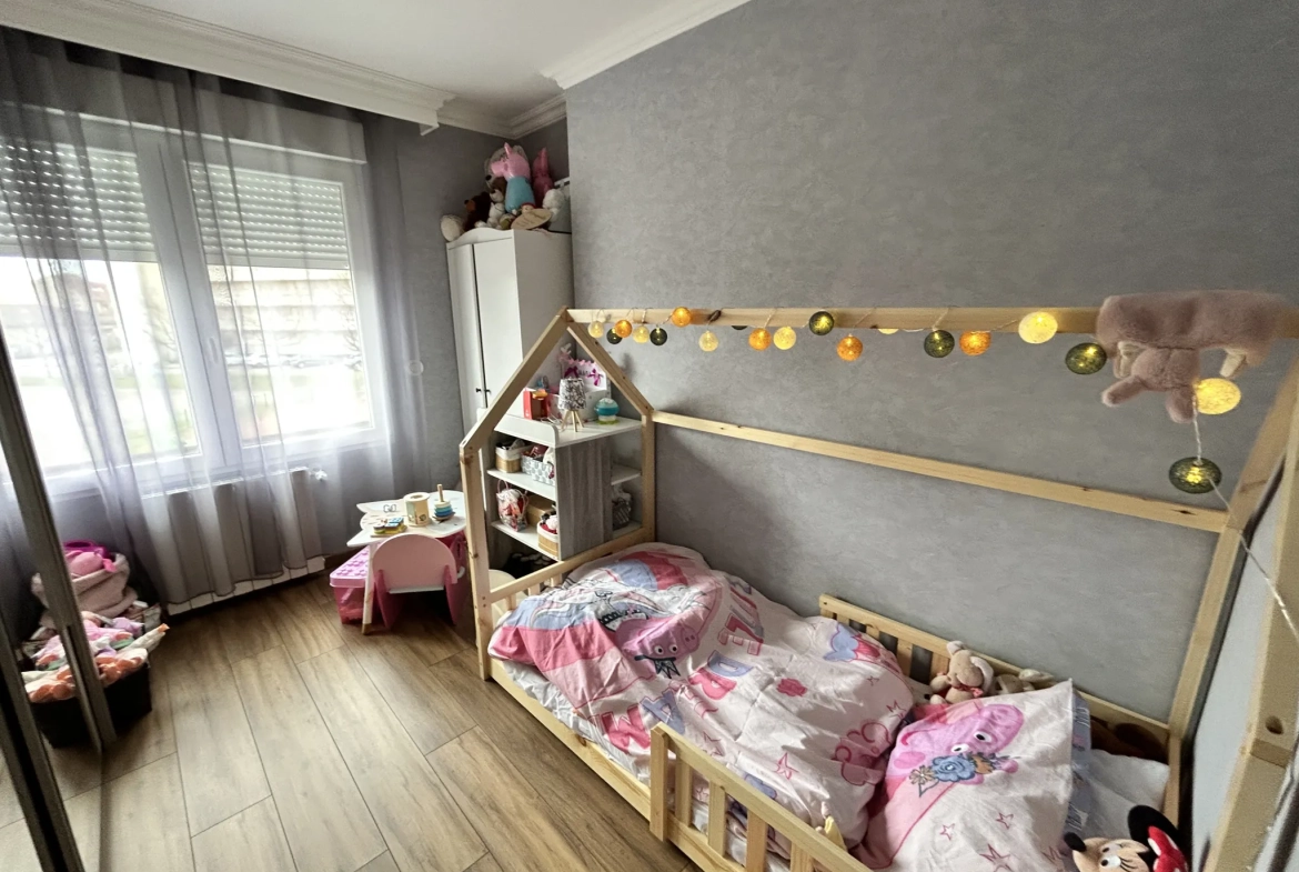 Appartement T4 rénové avec balcon et cave à Montigny-lès-Metz 