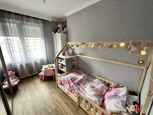 Appartement T4 rénové avec balcon et cave à Montigny-lès-Metz 