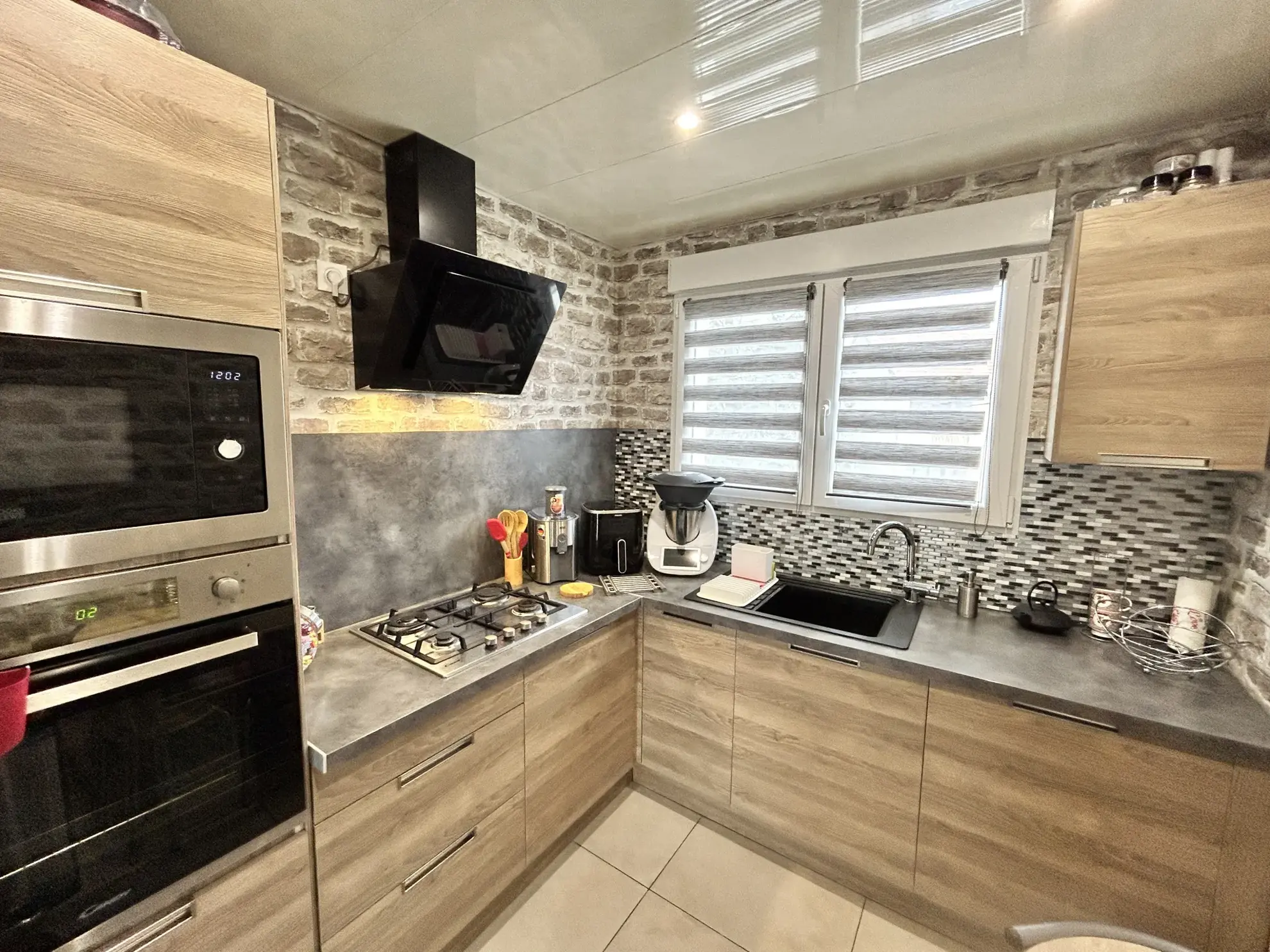 Appartement T4 rénové avec balcon et cave à Montigny-lès-Metz 
