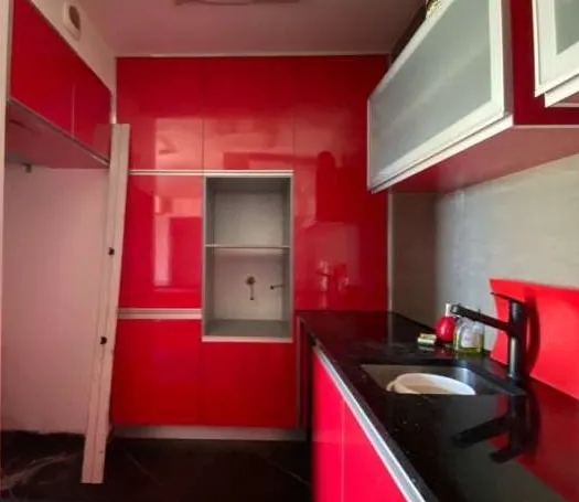 Maison à Vitrolles (13) avec 3 chambres, terrasse, garage et vue mer à 190 000 euros 