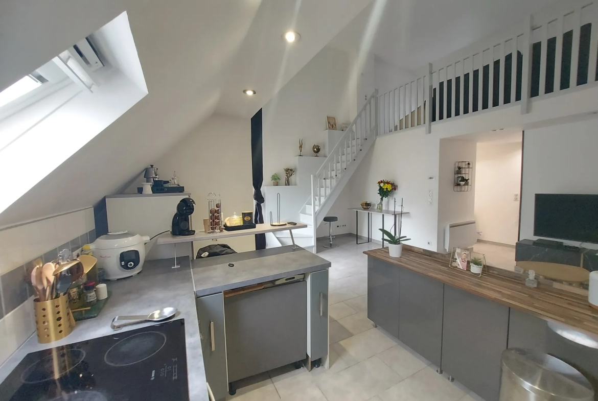 Appartement 4 pièces en centre-ville de Mantes-la-Ville avec parking 