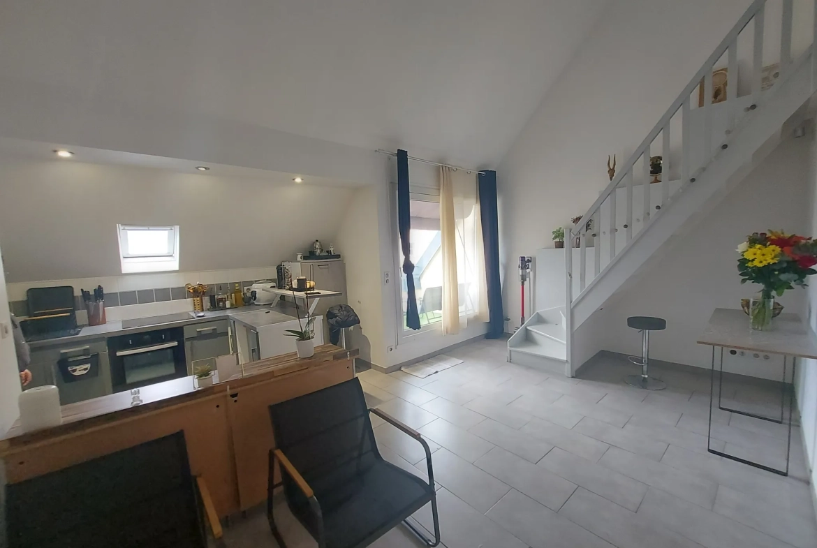 Appartement 4 pièces en centre-ville de Mantes-la-Ville avec parking 