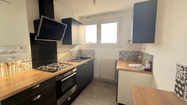 Appartement 4 pièces avec cave à Rantigny proche gare et commodités 