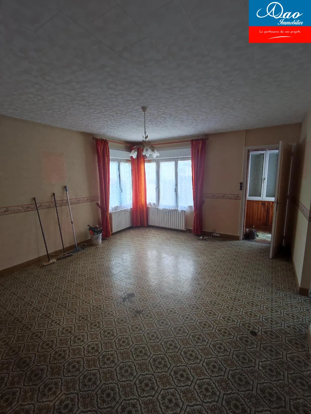 Maison de 85 m² à vendre à Saint André Les Vergers, 2 chambres, jardin arboré 