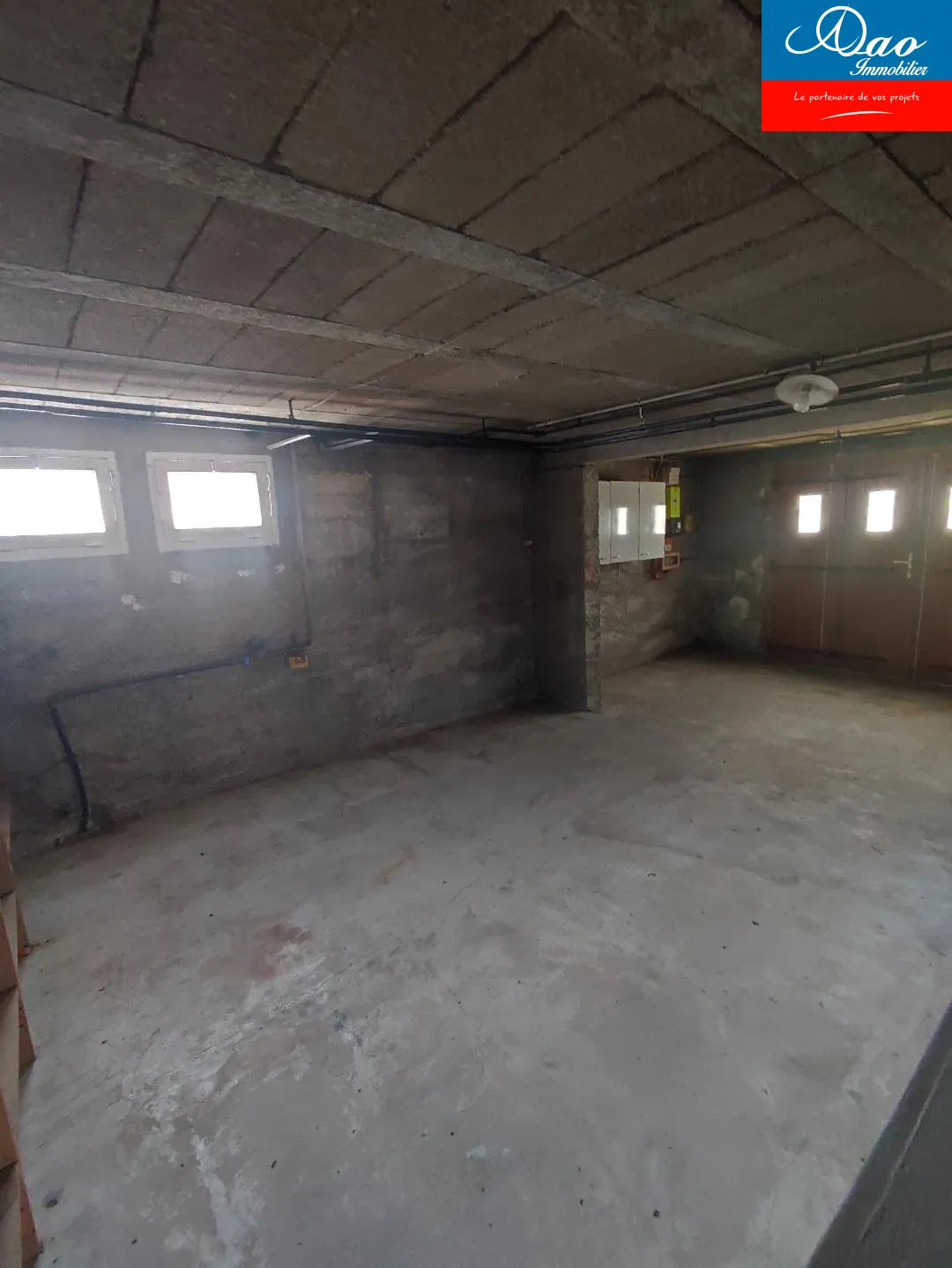 Maison de 85 m² à vendre à Saint André Les Vergers, 2 chambres, jardin arboré 