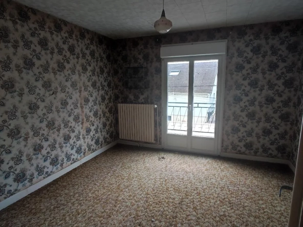 Maison de 85 m² à vendre à Saint André Les Vergers, 2 chambres, jardin arboré 