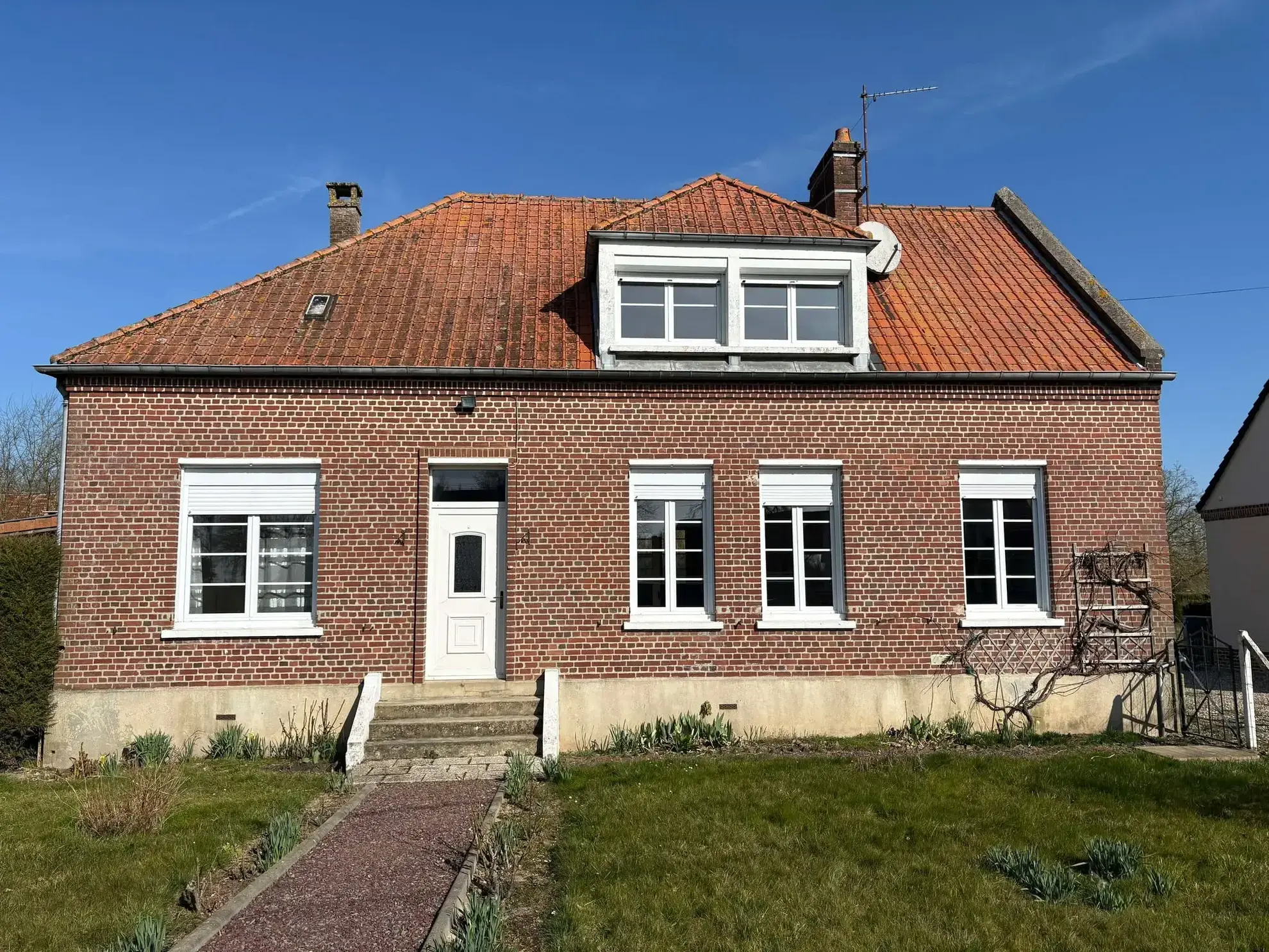 Maison à vendre à Huppy, 3 chambres, grand terrain de 968 m², à 15 min d'Abbeville 