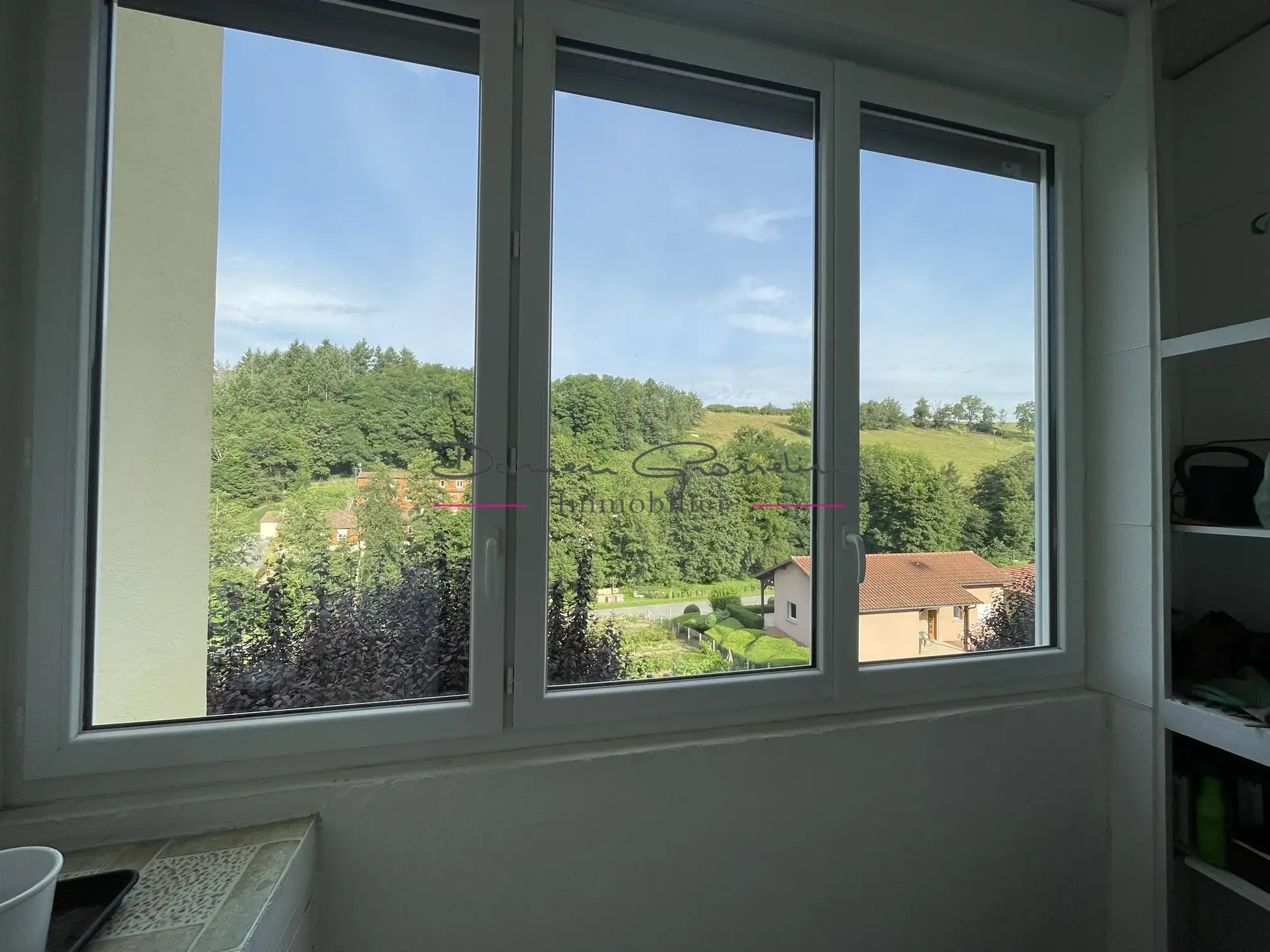 Appartement T2 bis avec cave et terrain à Amplepuis, village du 42 