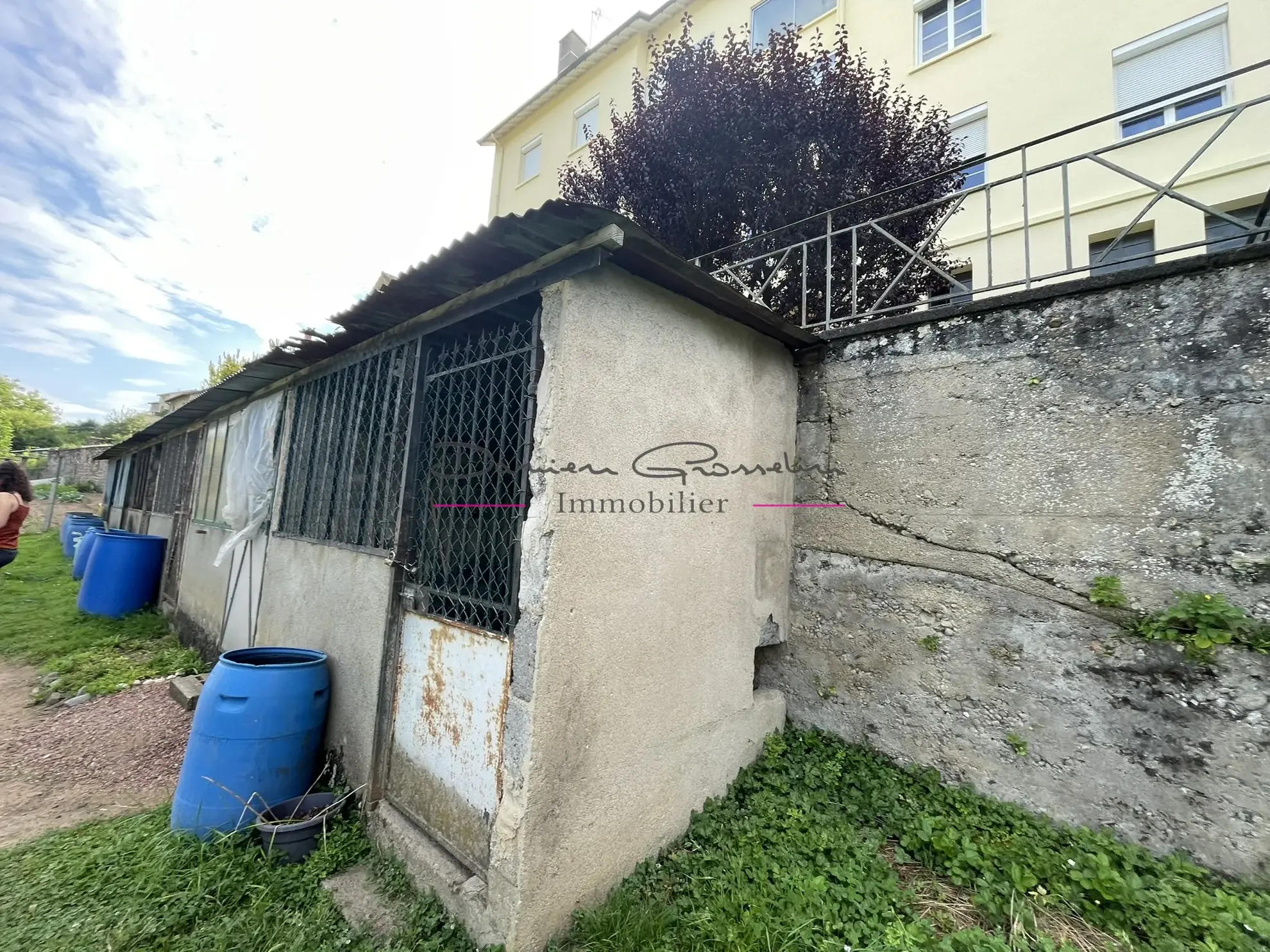 Appartement T2 bis avec cave et terrain à Amplepuis, village du 42 