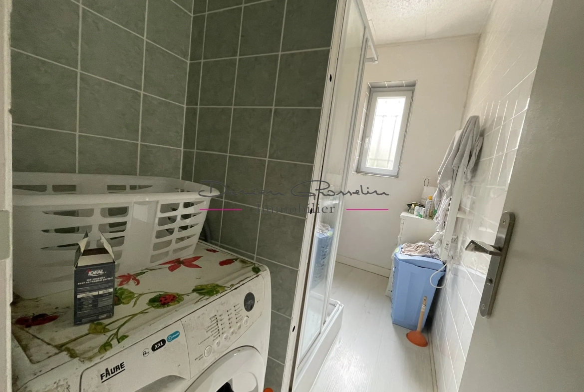 Appartement T2 bis avec cave et terrain à Amplepuis, village du 42 