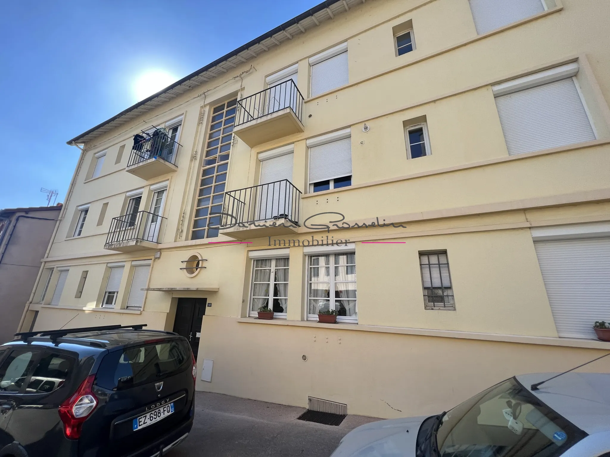 Appartement T2 bis avec cave et terrain à Amplepuis, village du 42 
