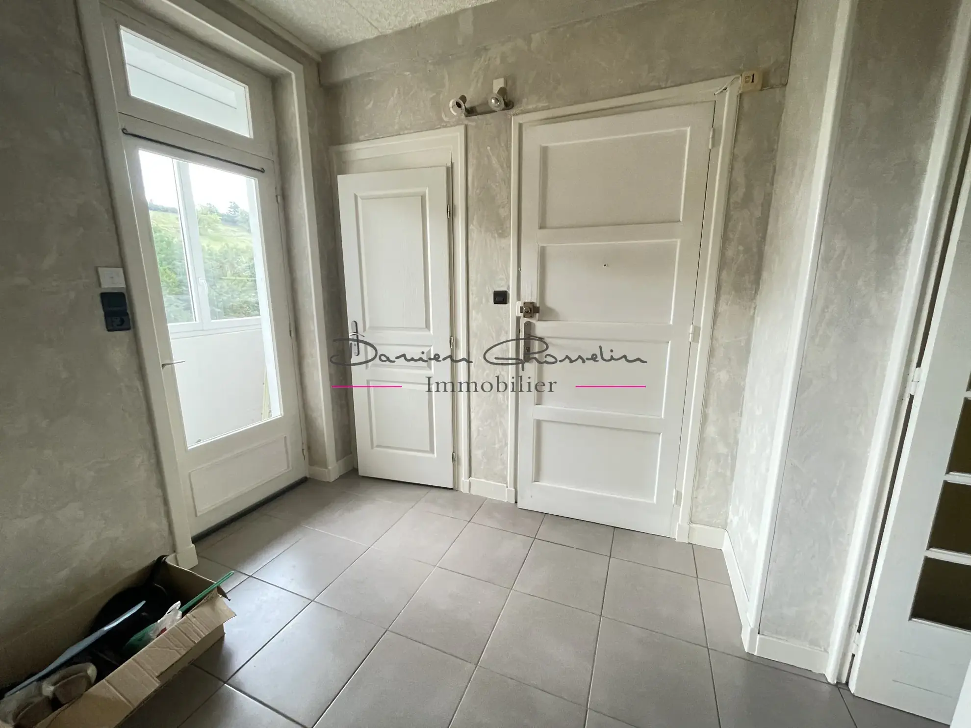 Appartement T2 bis avec cave et terrain à Amplepuis, village du 42 