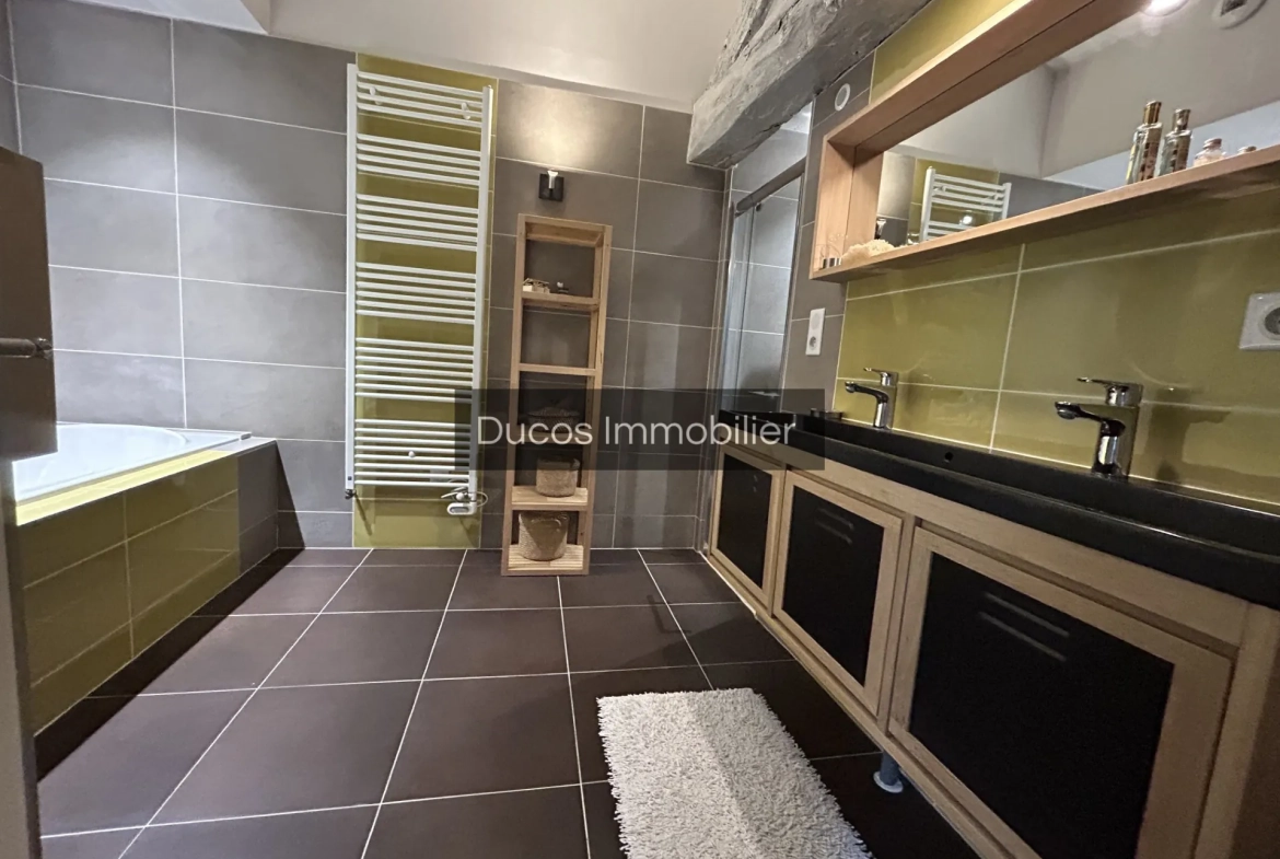 Magnifique maison rénovée avec terrasse et jardin à Marmande 