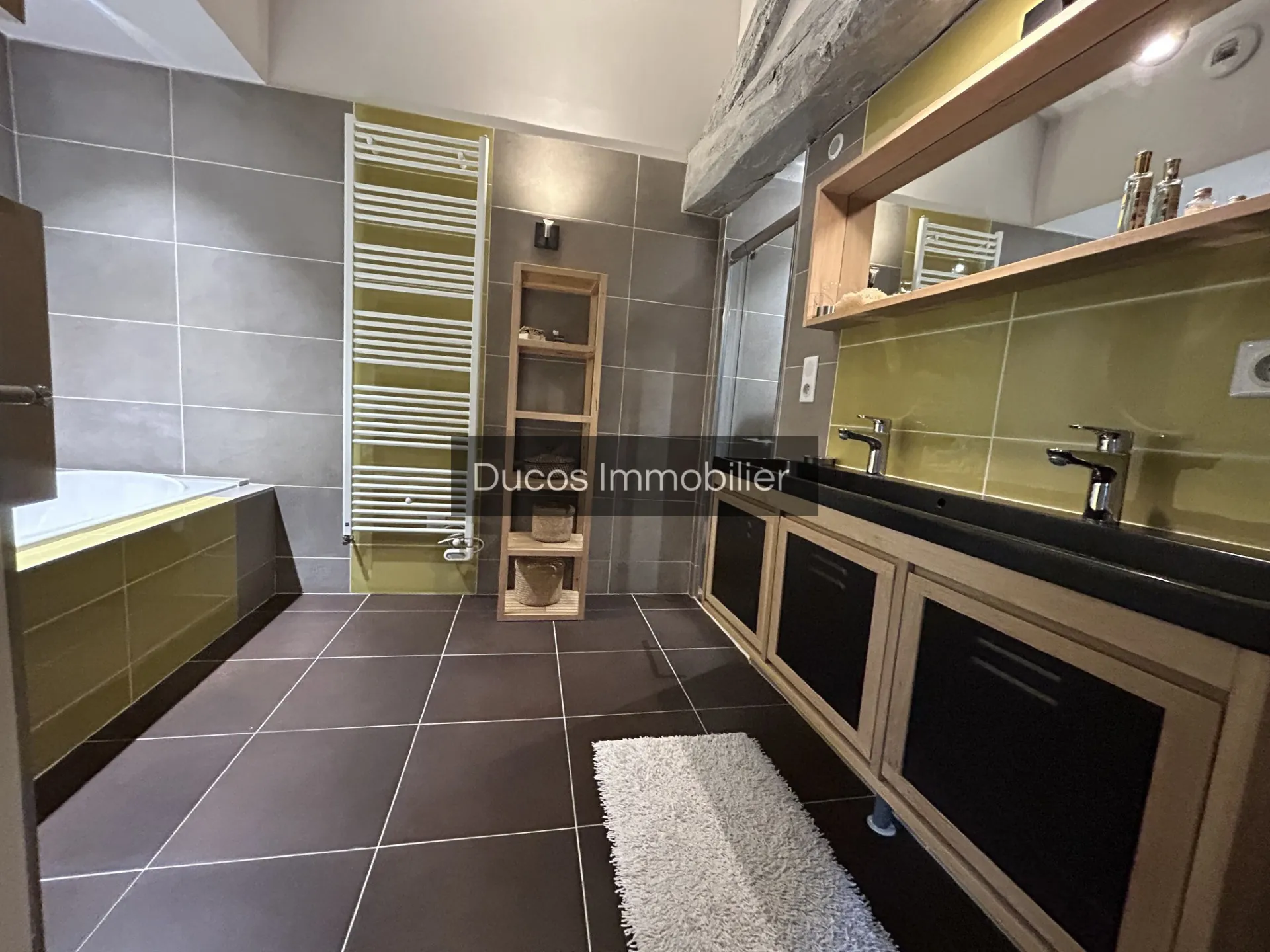 Magnifique maison rénovée avec terrasse et jardin à Marmande 
