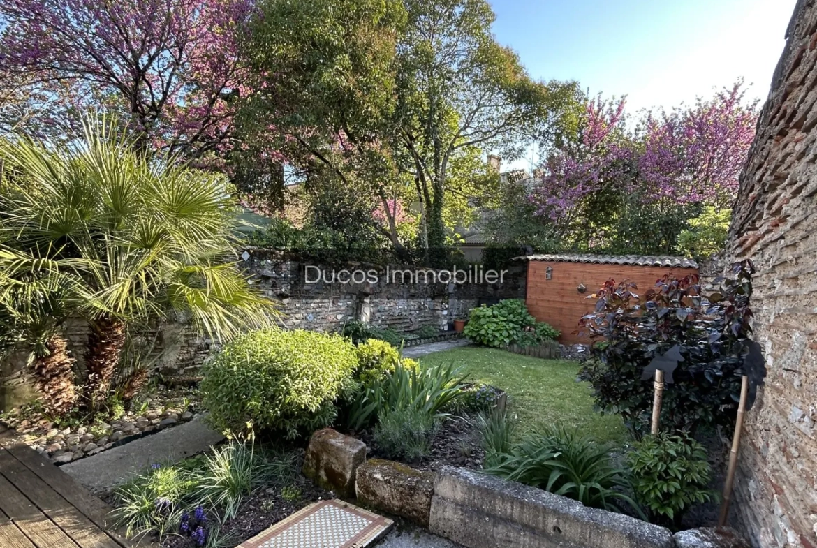 Magnifique maison rénovée avec terrasse et jardin à Marmande 