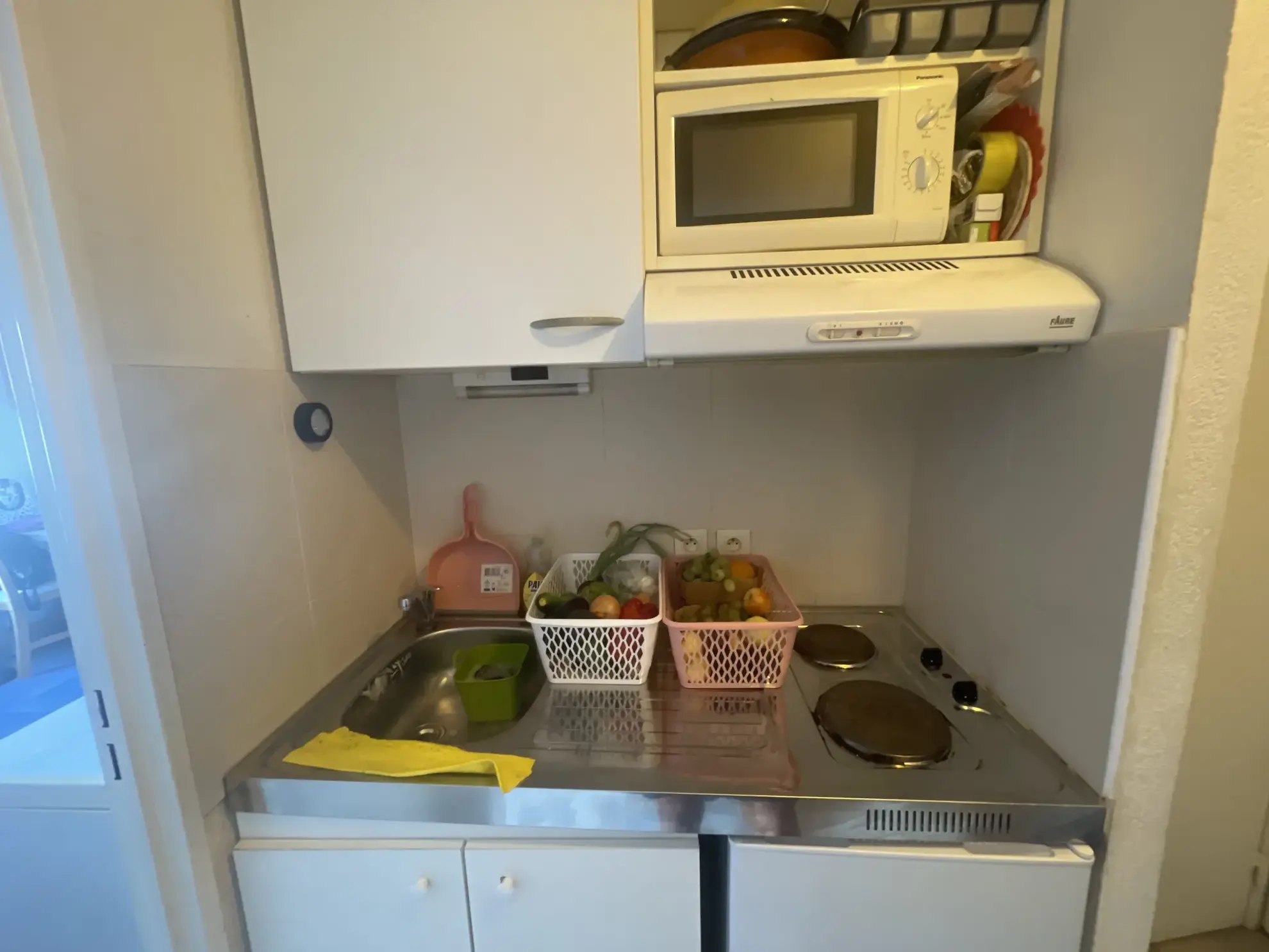 Studio à Toulon de 21,3 m² avec bail loué, idéal investissement 