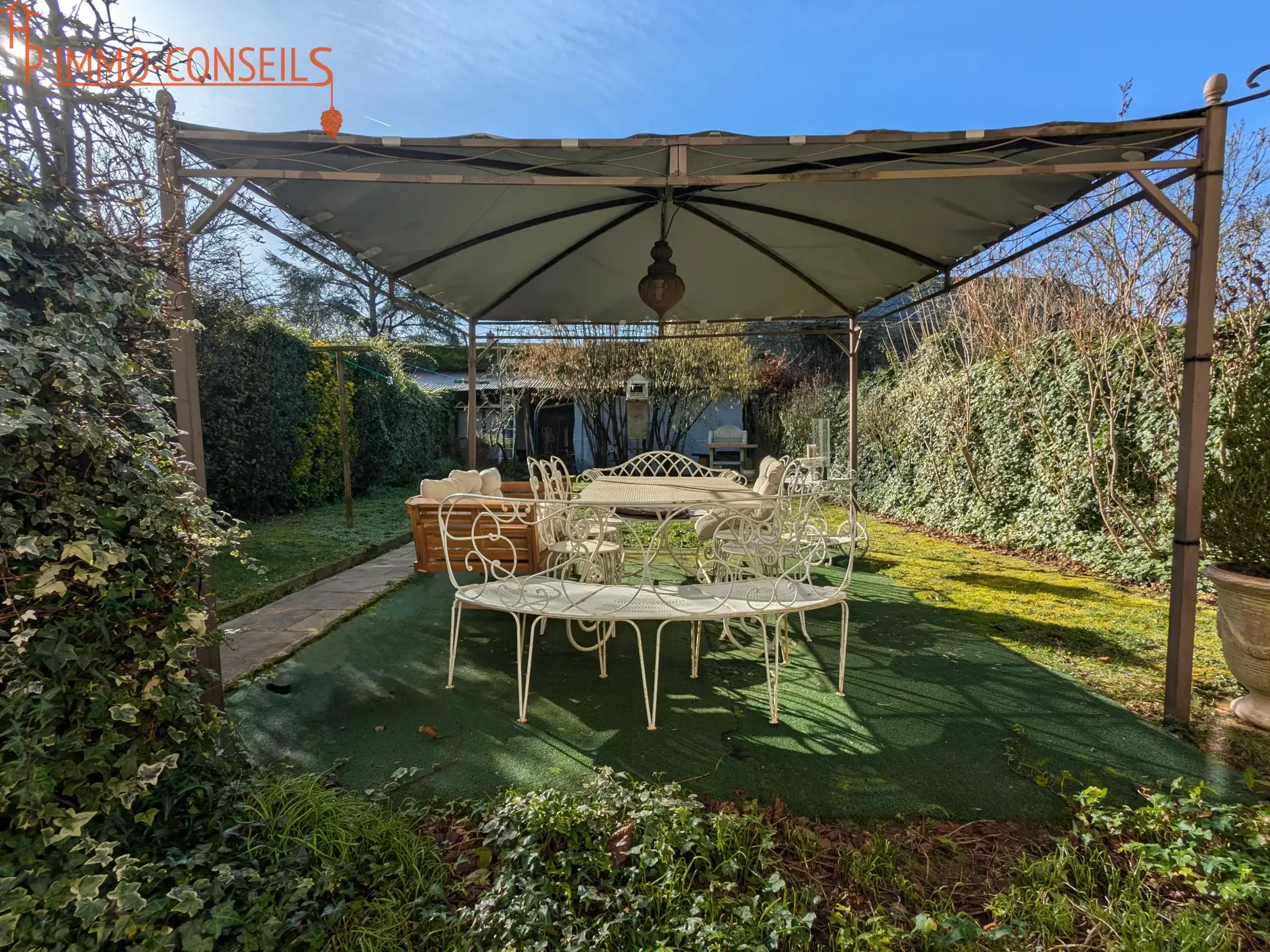 Belle maison familiale 4 chambres à Candé avec jardin 