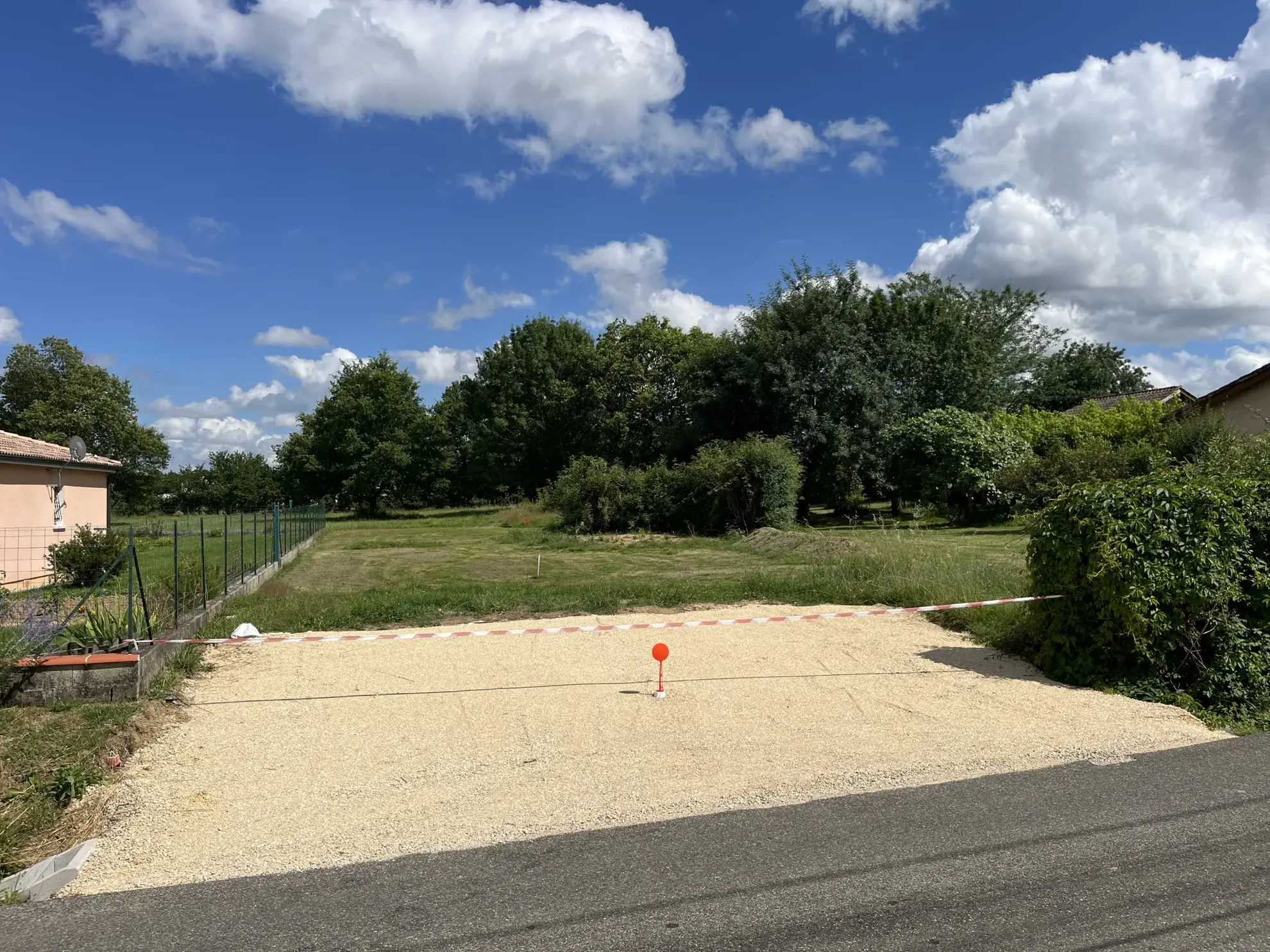 Terrain partiellement constructible de 3108 m² à Montauban - Emplacement idéal 