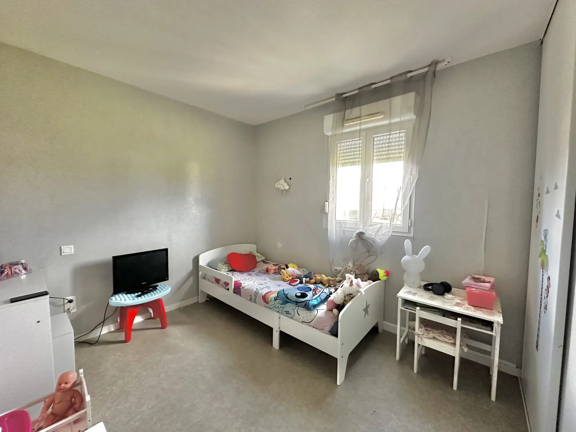 Maison à vendre à Capendu avec 3 chambres, garage et location en cours – proche toutes commodités 