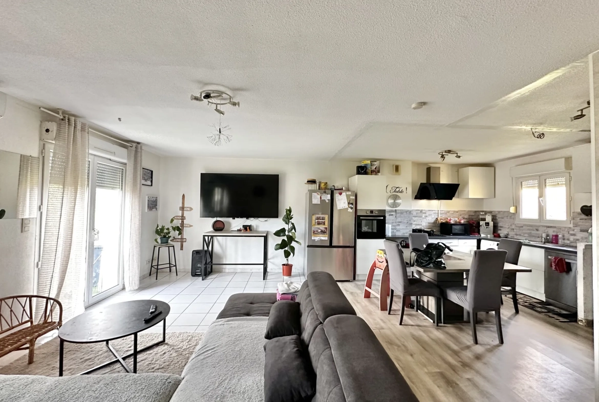 Maison à vendre à Capendu avec 3 chambres, garage et location en cours – proche toutes commodités 