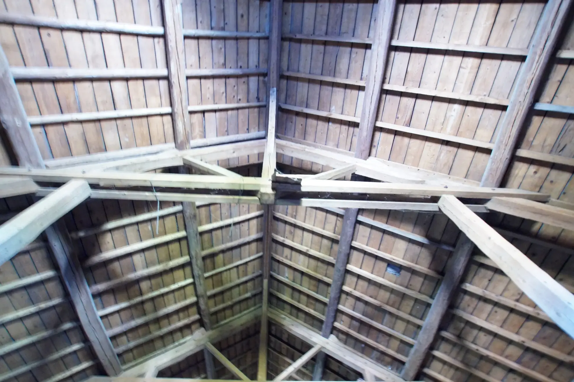 Ferme ancienne de 1904 avec dépendances et terrain attenant près du Val d'Ajol 