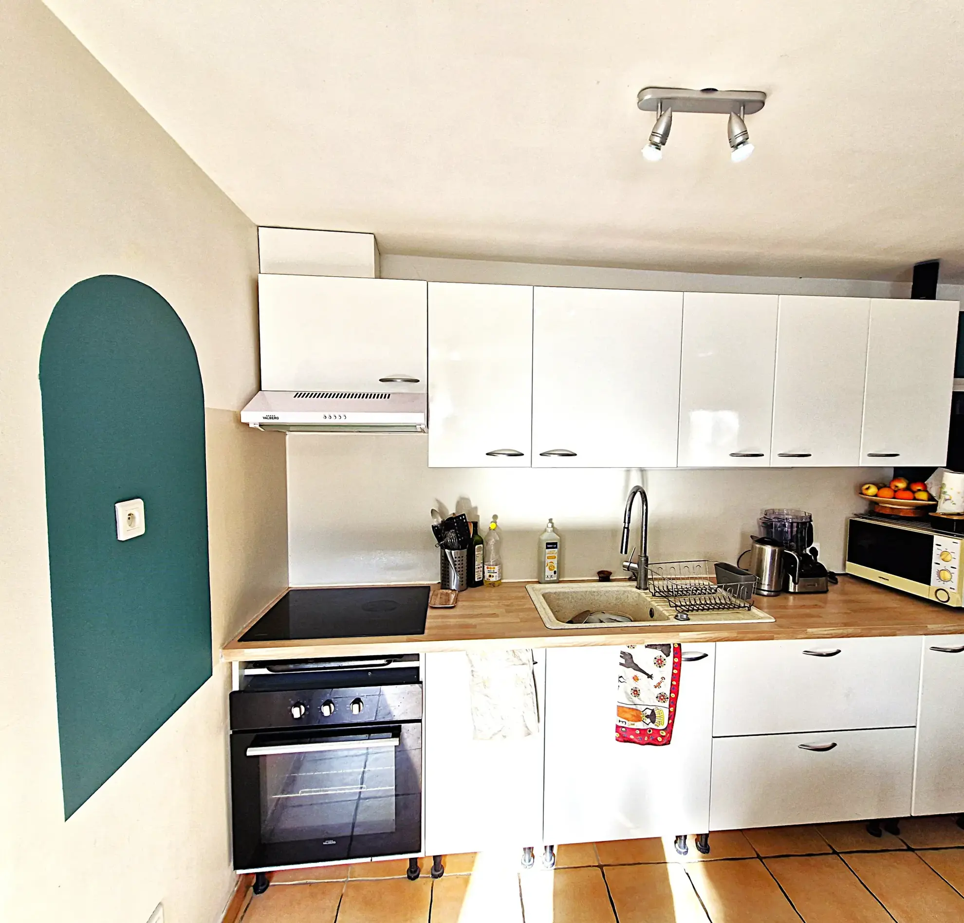 Bel appartement duplex de 3 pièces avec balcon à Sollies-Pont 