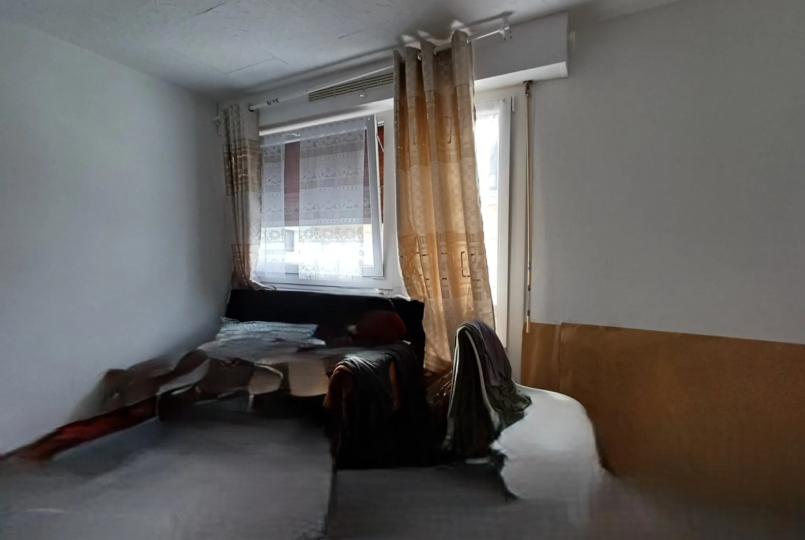 Studio à Juvisy-sur-Orge proche gare RER C et D - Investissement locatif idéal 