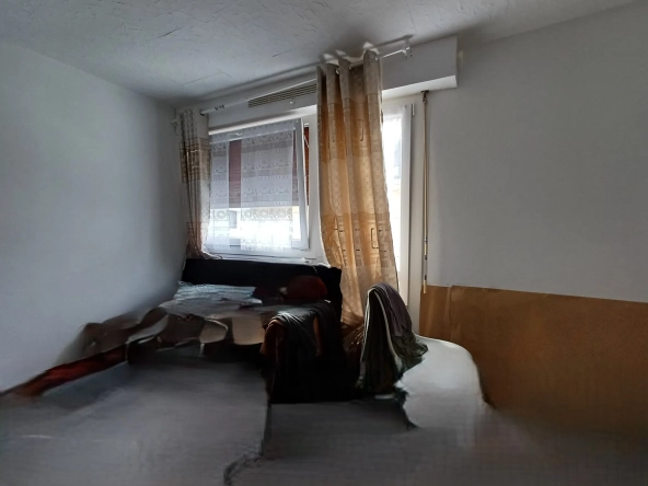 Studio à Juvisy-sur-Orge proche gare RER C et D - Investissement locatif idéal 
