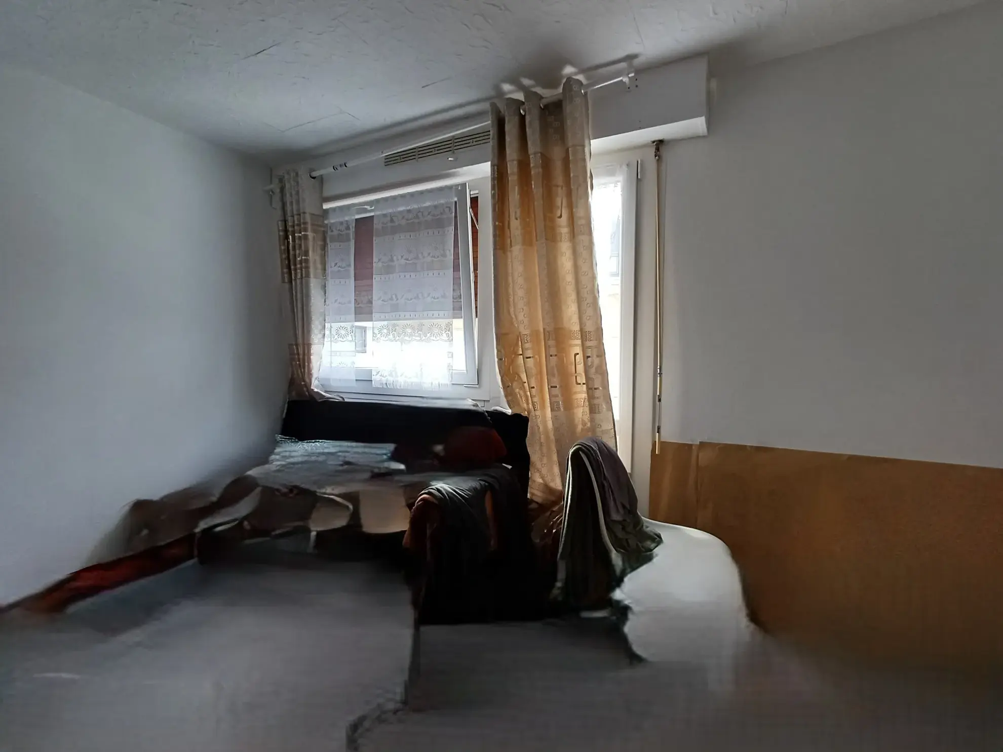 Studio à Juvisy-sur-Orge proche gare RER C et D - Investissement locatif idéal 