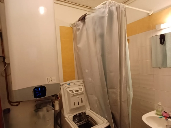 Studio à Juvisy-sur-Orge proche gare RER C et D - Investissement locatif idéal 