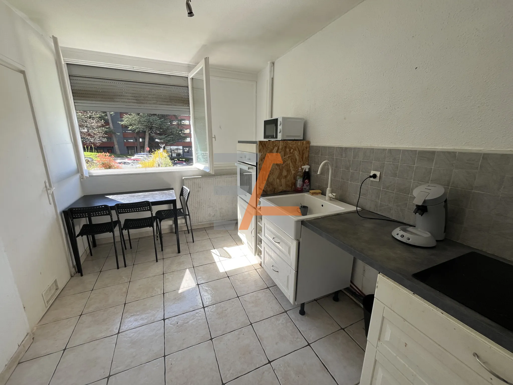 Appartement T4 à Saint-Étienne La Métare avec cave, idéal investissement 