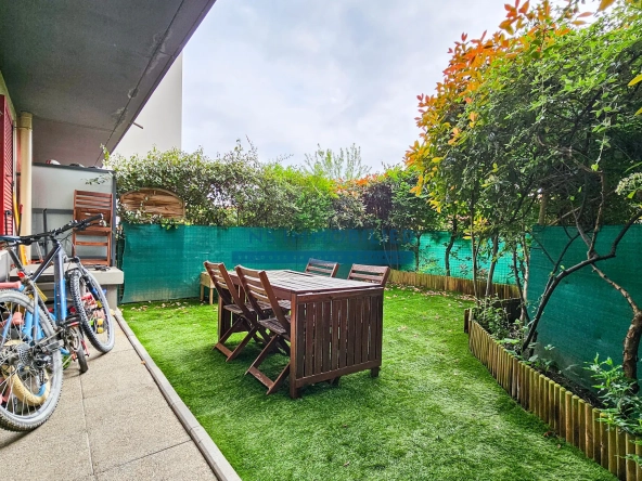 Bel appartement F3 avec jardin et parking à Sartrouville, livré en 2015