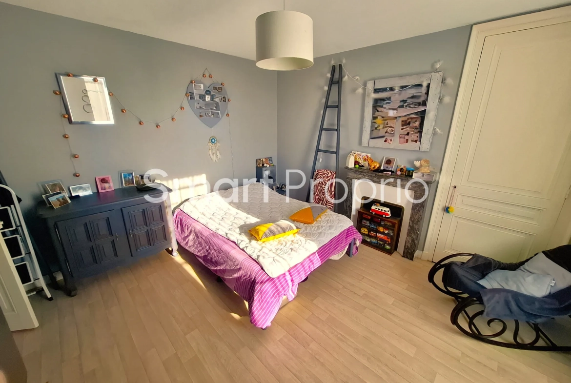 Maison de Maître rénovée de 144 m² avec jardin proche Brioude 