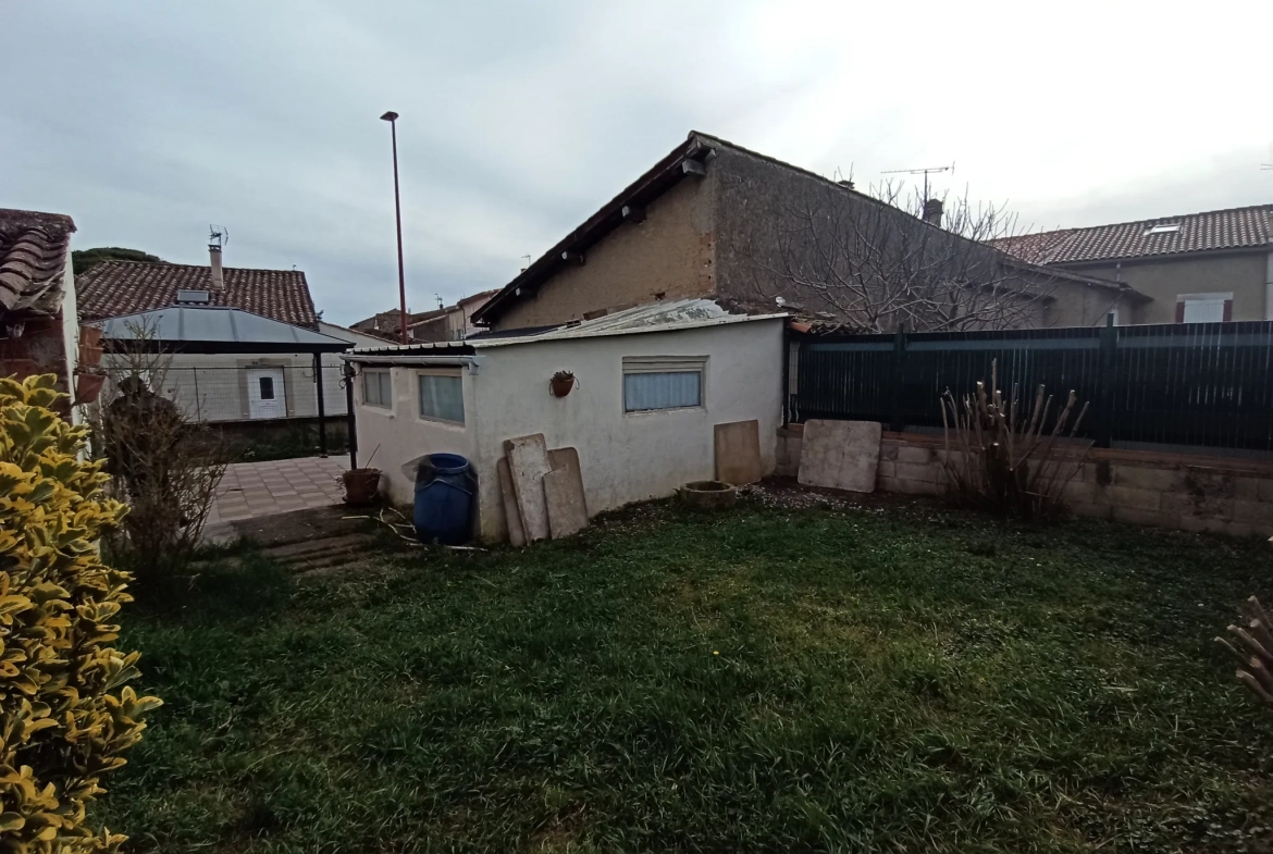 Maison à vendre avec garage et jardin à Semalens - Opportunité à Castres 