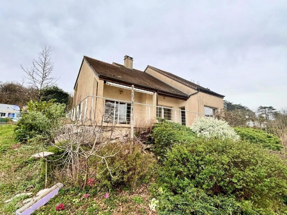 Magnifique maison de 196m² avec grand terrain à 5 min de Montferrand-le-Château