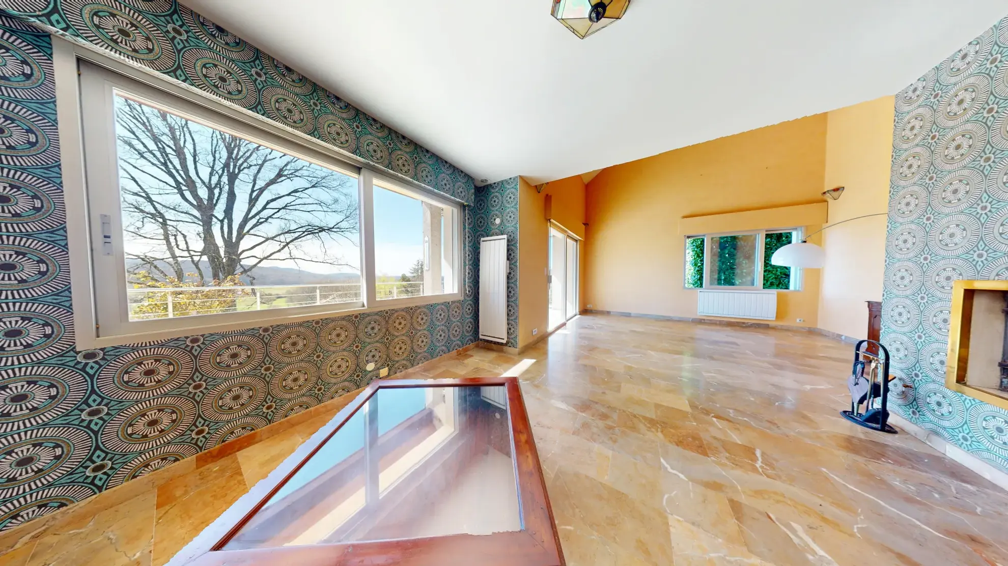 Magnifique maison de 196m² avec grand terrain à 5 min de Montferrand-le-Château 