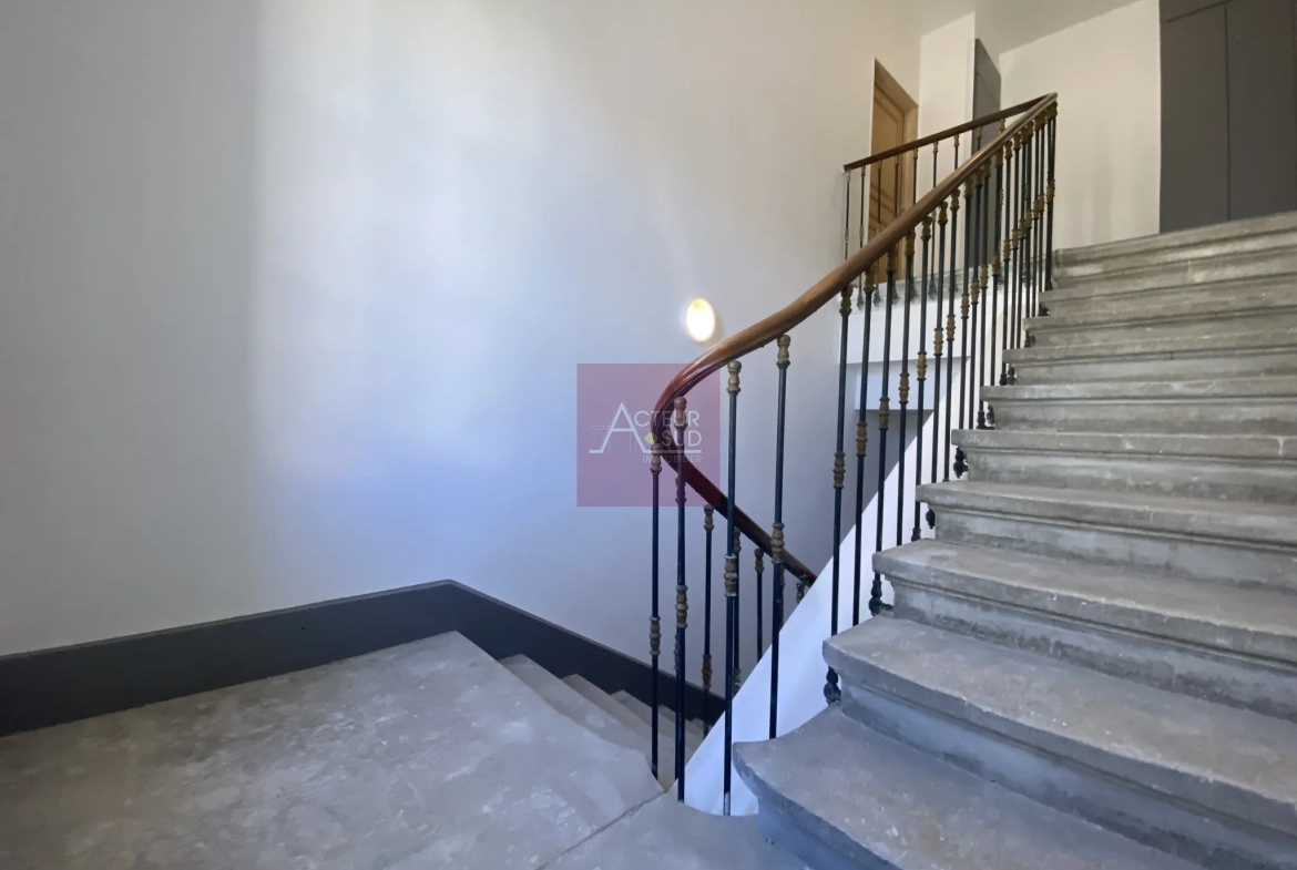 Appartement T4 rénové de 120 m² avec balcon à Montpellier Ouest 
