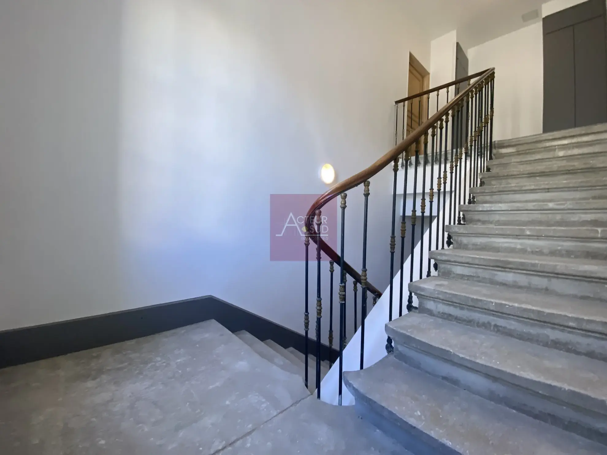 Appartement T4 rénové de 120 m² avec balcon à Montpellier Ouest 