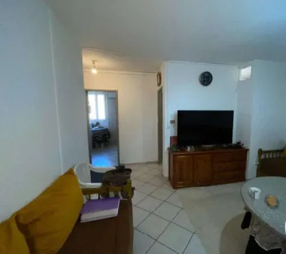 Appartement à vendre à Avignon de 65 m² - 3 chambres, balcon, prix attractif 
