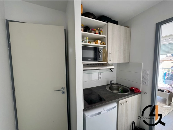 Investissement immobilier : Studio de 28,6 m² à Montpellier Hôpitaux Facultés 