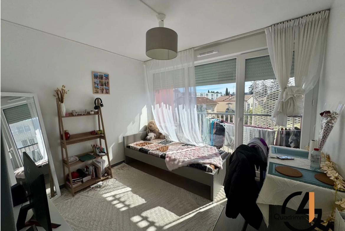 Investissement immobilier : Studio de 28,6 m² à Montpellier Hôpitaux Facultés 