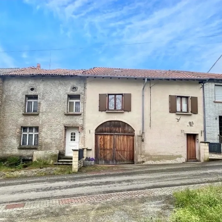 Maison F5 à vendre à Rémering, proche commodités, 3 chambres, chauffage pellets, terrasse 
