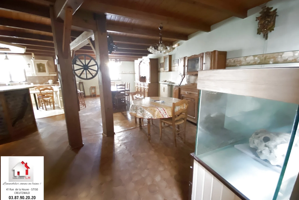 Maison F5 à vendre à Rémering, proche commodités, 3 chambres, chauffage pellets, terrasse 
