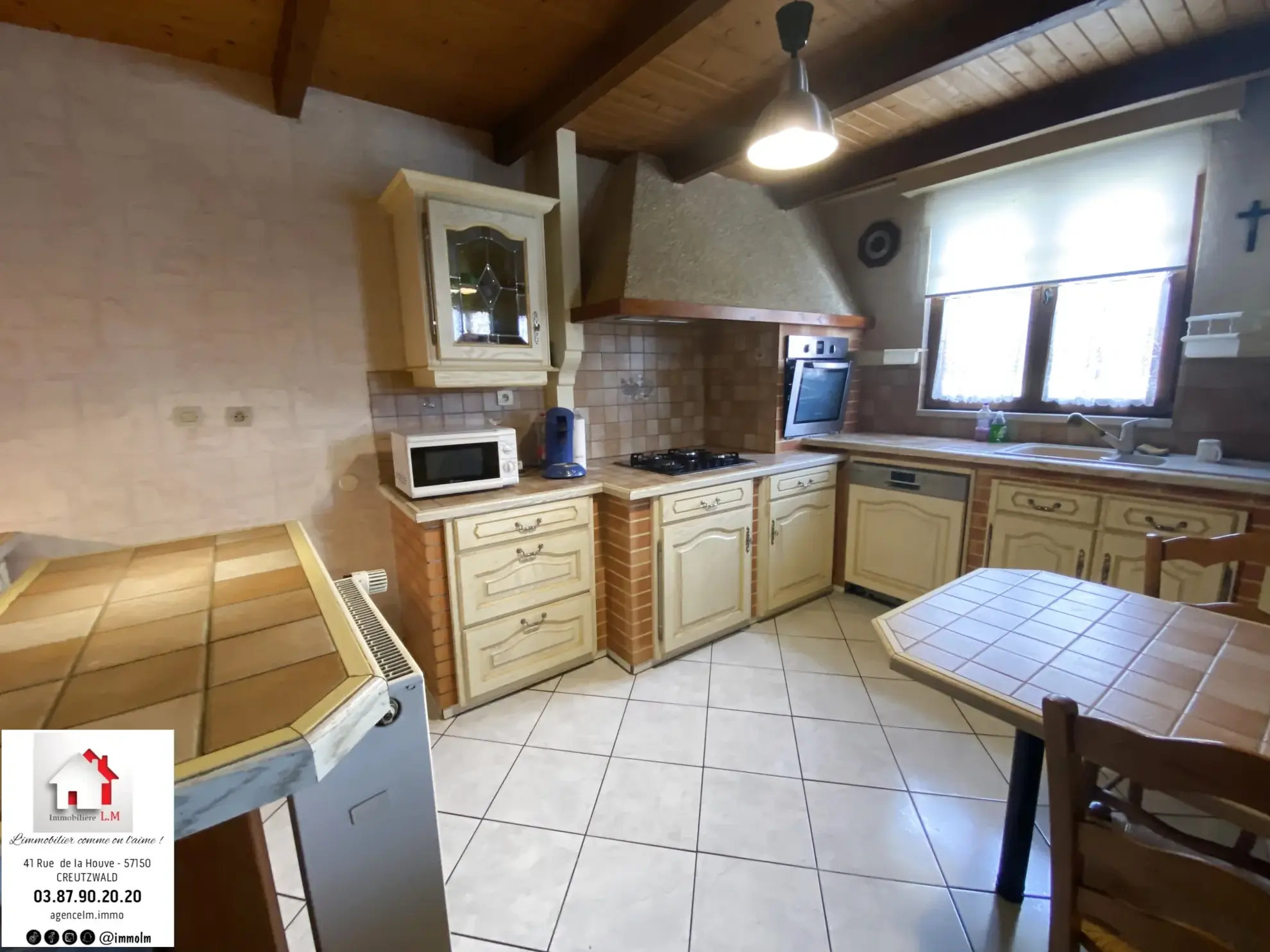 Maison F5 à vendre à Rémering, proche commodités, 3 chambres, chauffage pellets, terrasse 