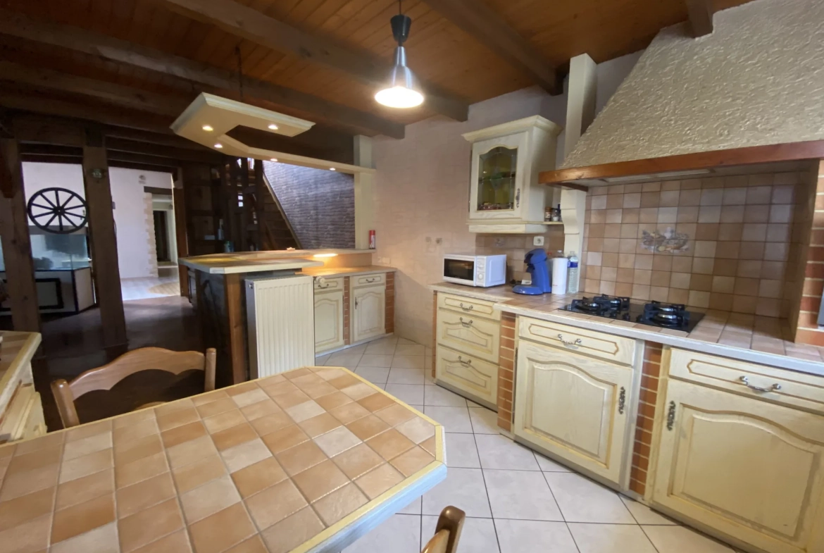 Maison F5 à vendre à Rémering, proche commodités, 3 chambres, chauffage pellets, terrasse 