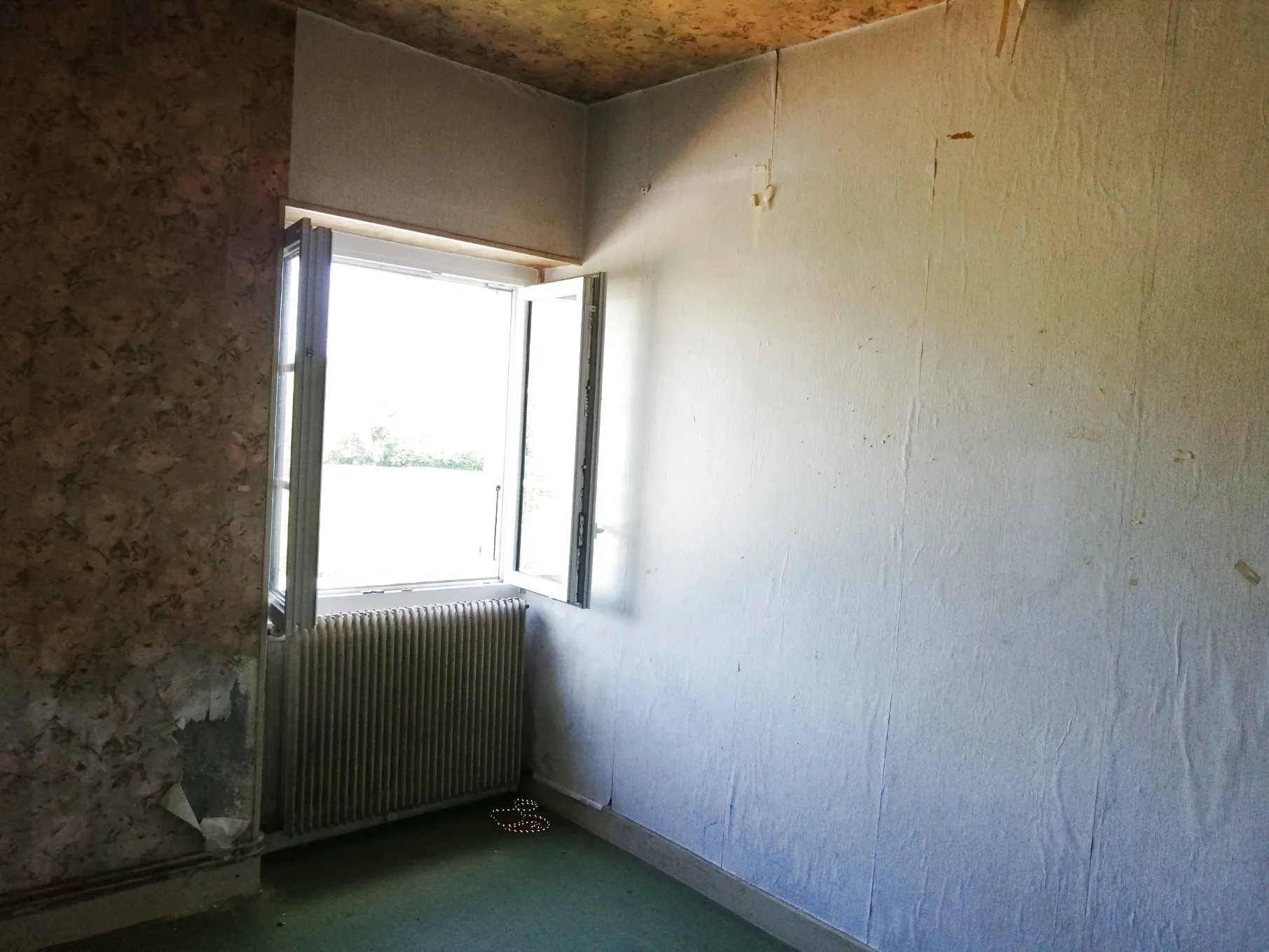 Ancienne fermette à vendre à Parigny les Vaux (58), 1408 m² de terrain 