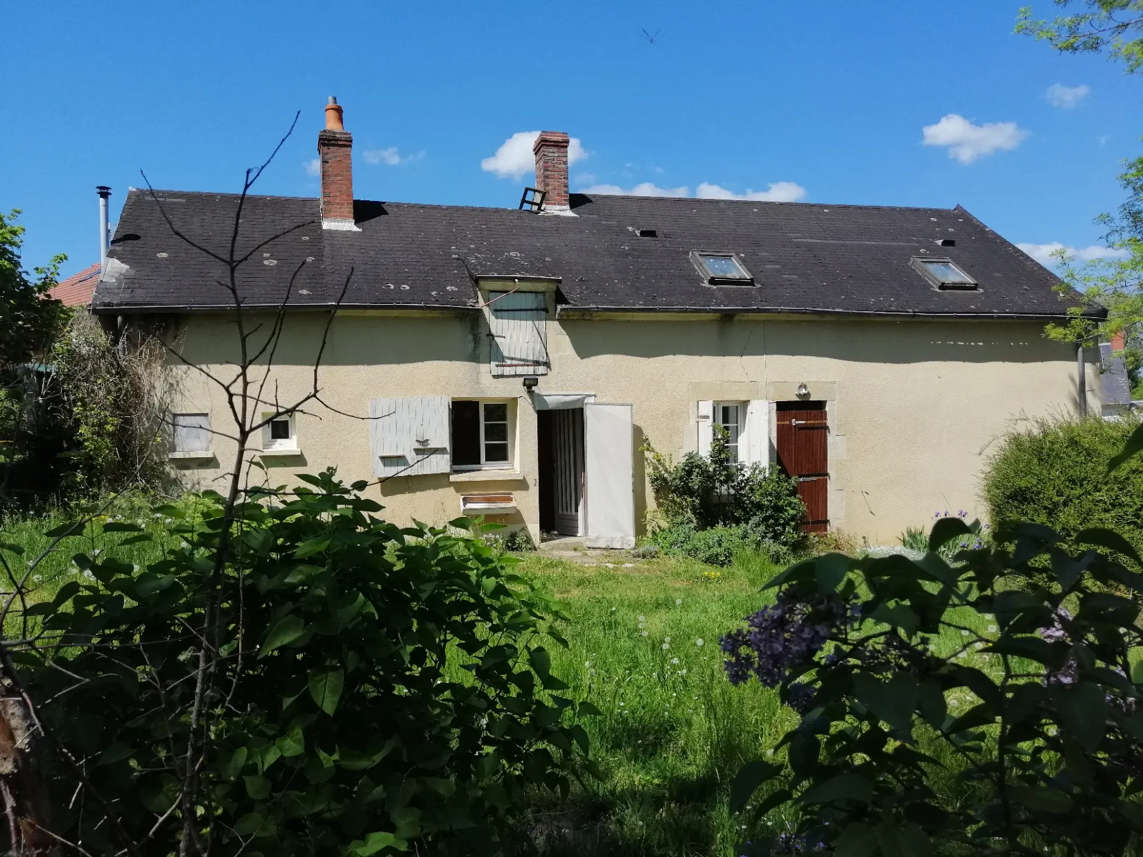 Ancienne fermette à vendre à Parigny les Vaux (58), 1408 m² de terrain 