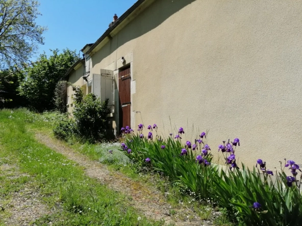 Ancienne fermette à vendre à Parigny les Vaux (58), 1408 m² de terrain 