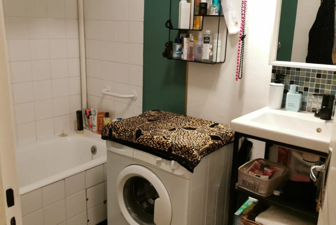 Appartement lumineux de 79 m² avec balcon et vue montagne à Couflens 